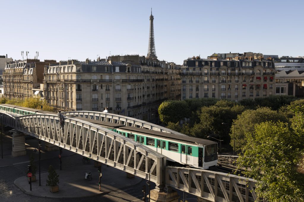 Paris Metro with a view of the Eiffel Tower